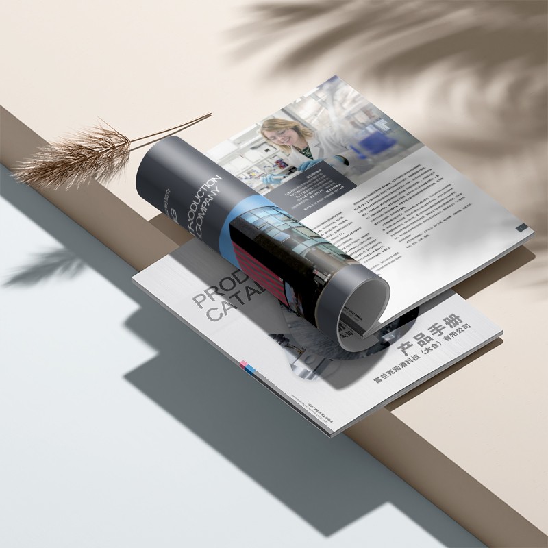 時尚畫冊設計的“走鋼絲藝術”：如何讓創(chuàng)意不飄，讓銷量不冷？